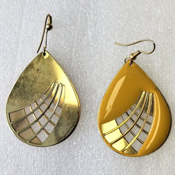 Enamel Yellow Oval Earrings- New with Tags - Picture 6 of 11